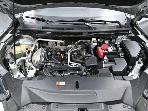 Used 2024 Mitsubishi Outlander SE image 11