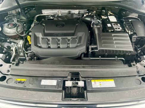 Used 2024 Volkswagen Tiguan SE FWD image 27
