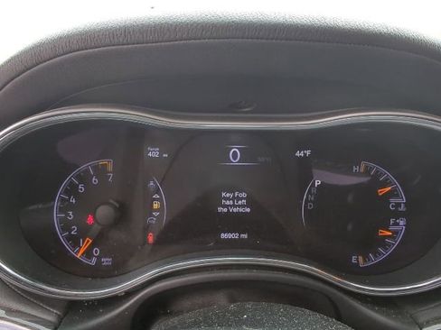 Used 2018 Jeep Grand Cherokee Overland image 8