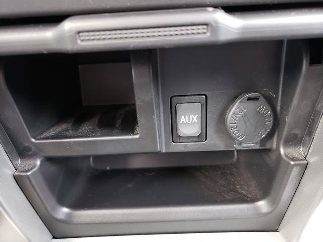 Used 2012 Toyota 4Runner SR5 w/ Convenience Pkg AWD/4WD image 17