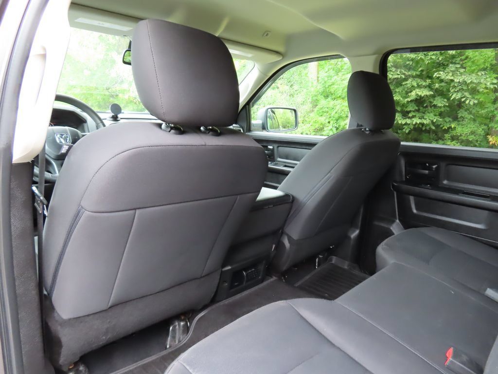 Used 2019 RAM 1500 Express w/ Wheel & Sound Group AWD/4WD image 29