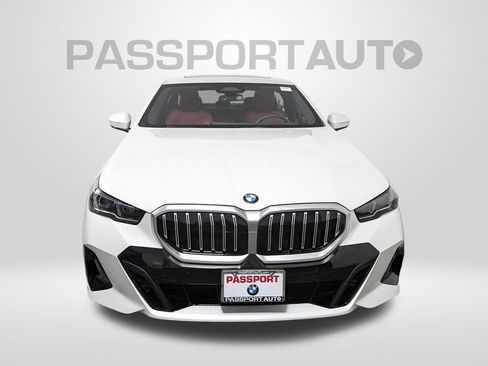 Used 2025 BMW 530i xDrive 530i xDrive w/ M Sport Package image 9