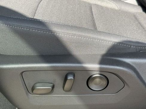 New 2026 Chevrolet Tahoe LS image 18