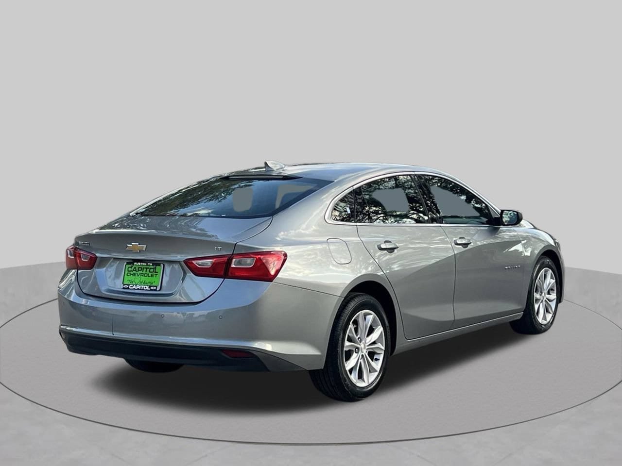 Used 2025 Chevrolet Malibu LT FWD image 6
