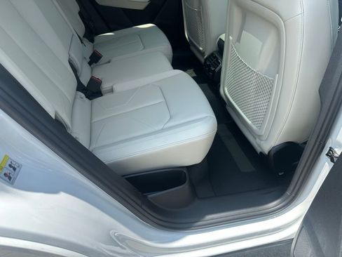 New 2025 Audi Q3 2.0T Premium w/ Convenience Package image 14