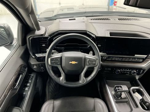 Used 2023 Chevrolet Silverado 1500 LTZ image 11