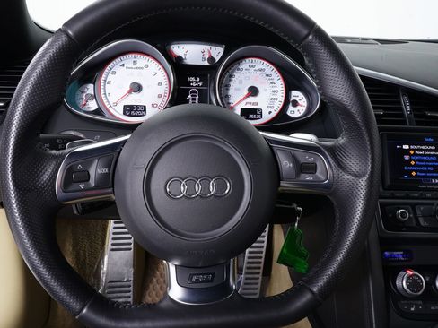 Used 2011 Audi R8 V10 AWD/4WD image 20