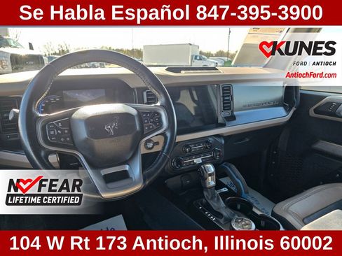 Used 2023 Ford Bronco Wildtrak image 42