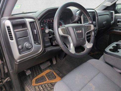 Used 2018 GMC Sierra 1500 SLE w/ SLE Value Package image 8
