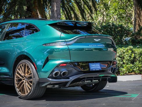 Used 2025 Aston Martin DBX 707 AWD/4WD image 10