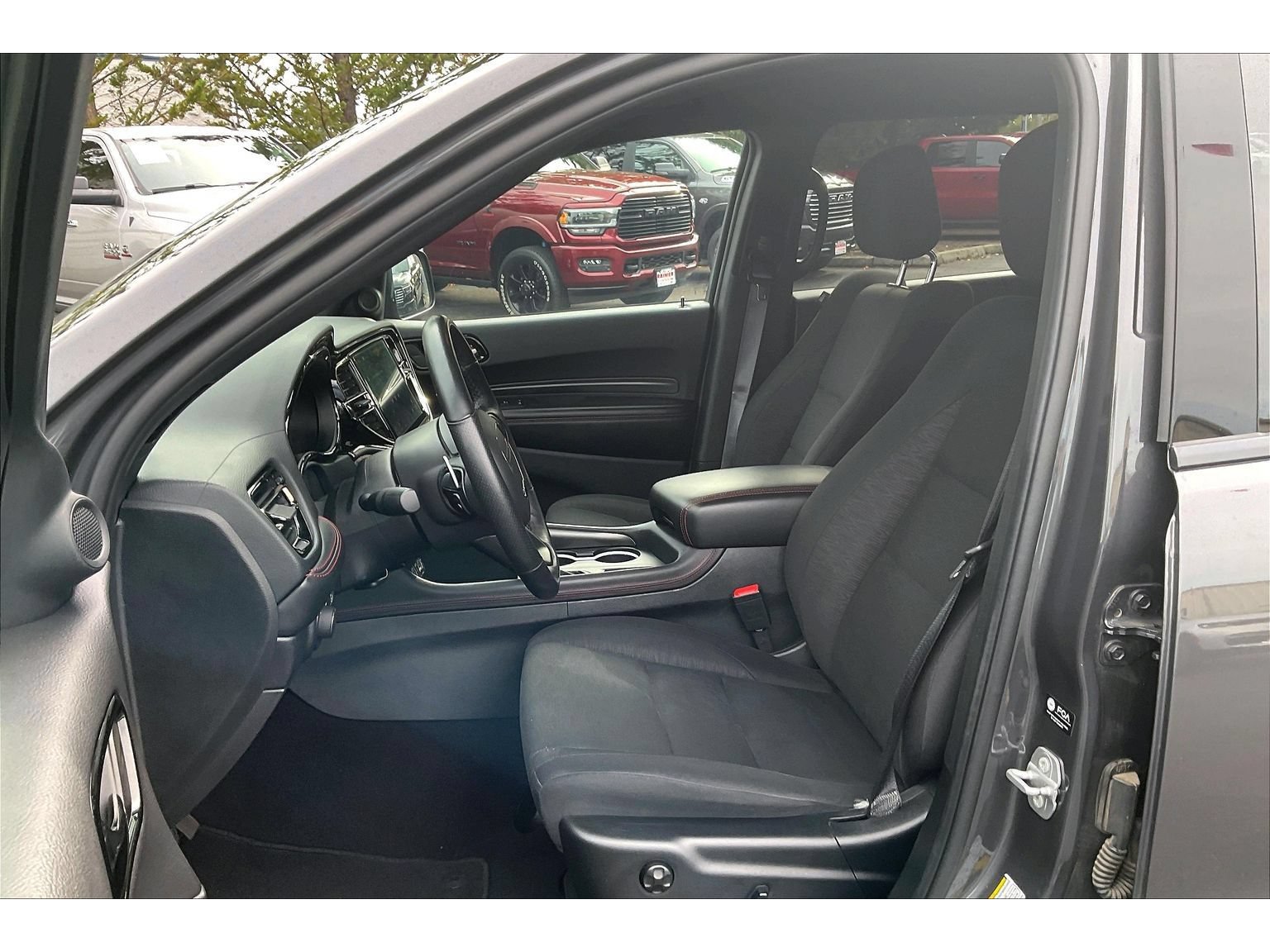 Used 2025 Dodge Durango GT AWD/4WD image 25