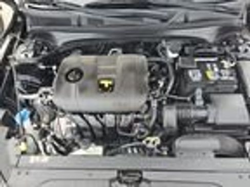 Used 2023 Kia Forte GT-Line w/ GT-Line Technology Package FWD image 7