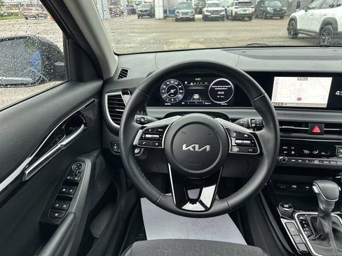 Used 2024 Kia Seltos X-Line AWD/4WD image 13