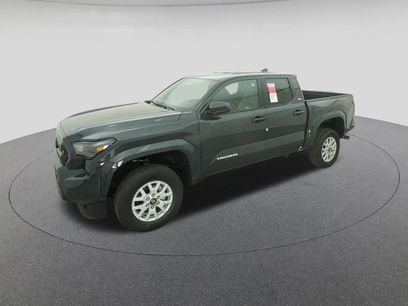 New 2025 Toyota Tacoma SR5