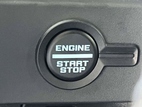 Certified 2025 Ford Bronco Big Bend AWD/4WD image 33