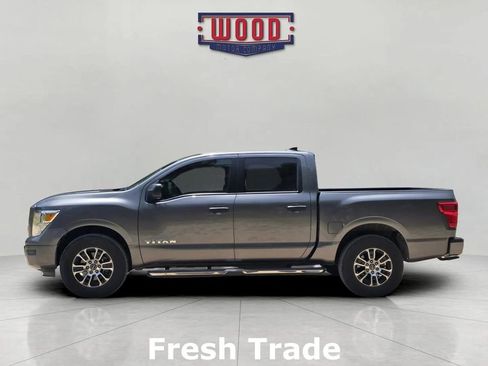 Used 2023 Nissan Titan SV w/ Accessory Utility Package AWD/4WD image 4