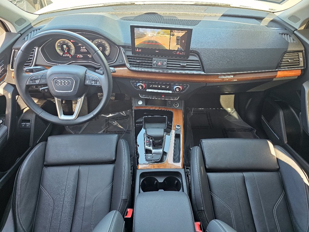 Used 2024 Audi Q5 e Premium Plus AWD/4WD image 4