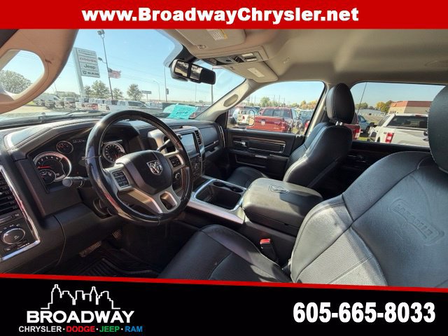 Used 2018 RAM 3500 Laramie w/ Convenience Group AWD/4WD image 14