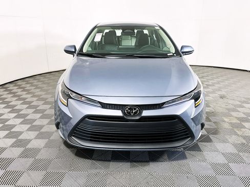 Used 2025 Toyota Corolla LE image 8