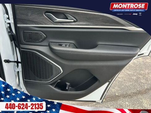 New 2025 Jeep Grand Cherokee Limited 4xe image 28