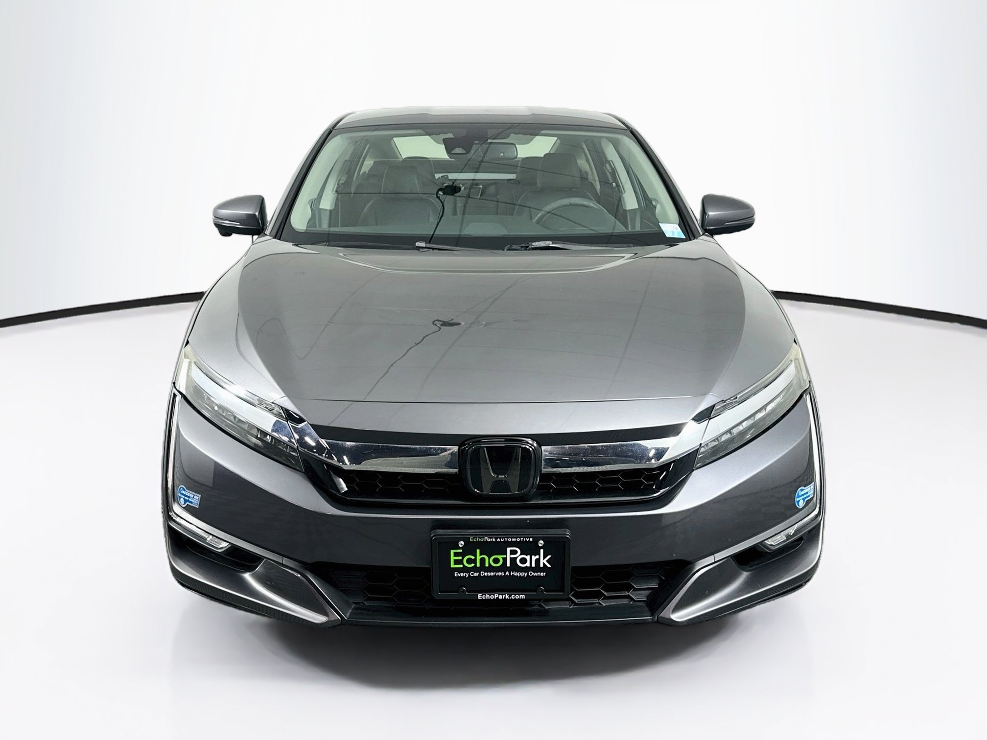Used 2018 Honda Clarity Plug-In Hybrid image 2
