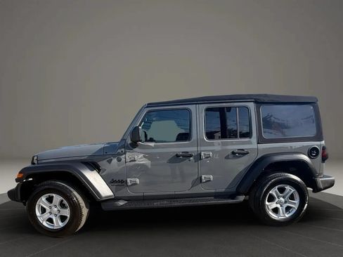 Used 2022 Jeep Wrangler Unlimited Sport AWD/4WD image 8