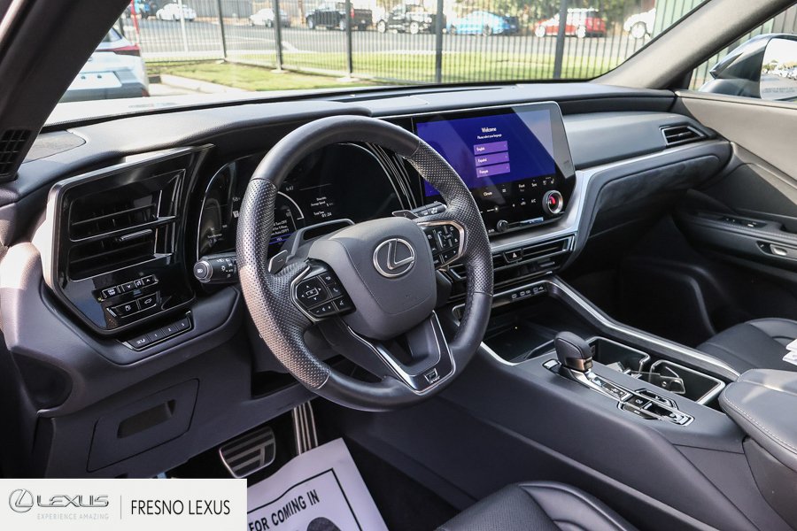 Certified 2026 Lexus TX 500h AWD w/ Technology Package image 19