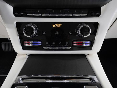 Used 2022 Rolls-Royce Ghost w/ Ghost Package AWD/4WD image 35