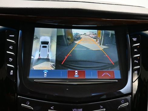 Used 2019 Cadillac Escalade Luxury image 21
