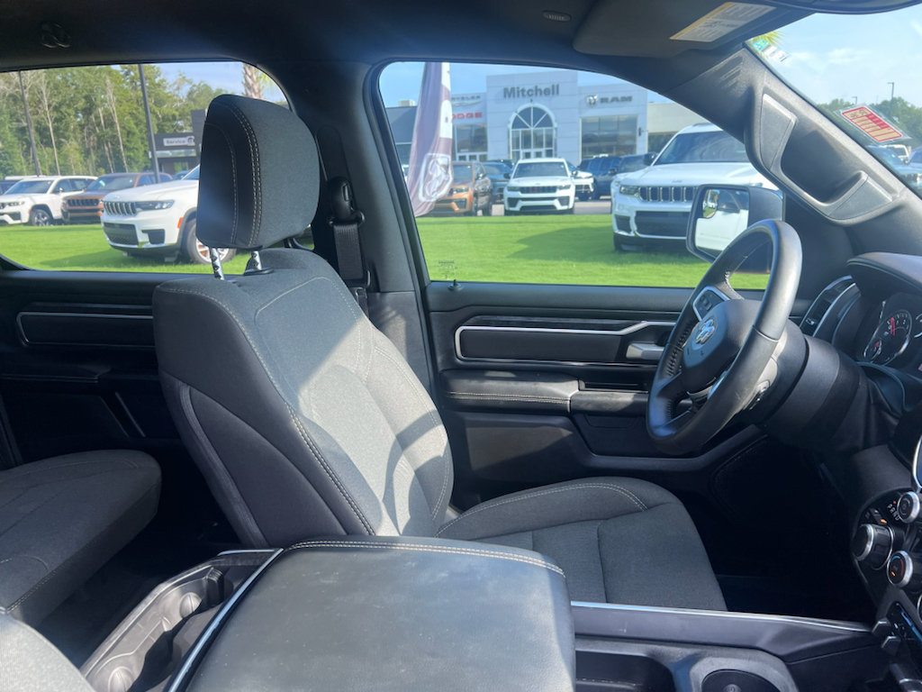 Used 2024 RAM 1500 Big Horn AWD/4WD image 17