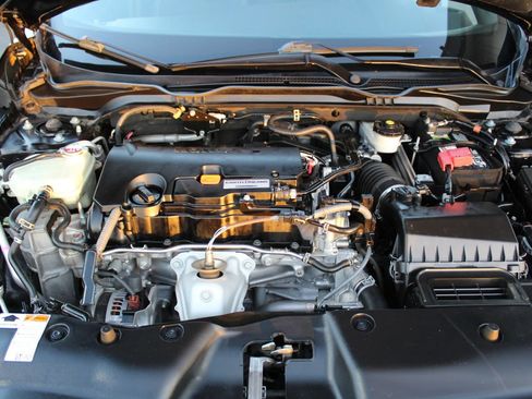 Used 2020 Honda Civic Sport image 32