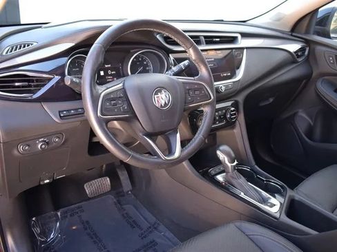 Used 2020 Buick Encore GX Essence w/ Experience Buick Package AWD/4WD image 3