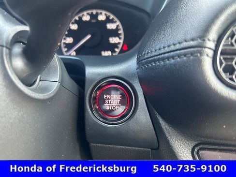 Certified 2023 Honda HR-V LX image 17