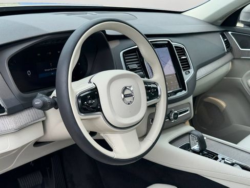 Certified 2023 Volvo XC90 B6 Plus AWD/4WD image 18