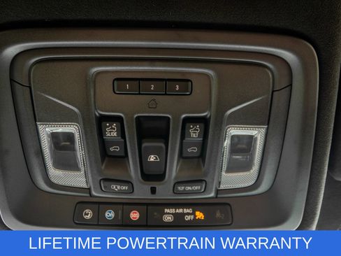 Used 2025 GMC Sierra 3500 Denali Ultimate AWD/4WD image 42