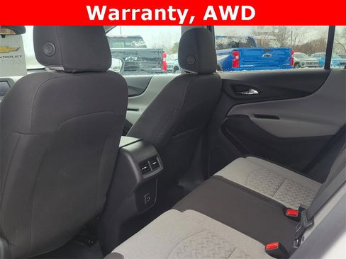 Used 2023 Chevrolet Equinox LS image 22
