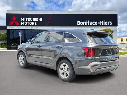 Used 2022 Kia Sorento LX