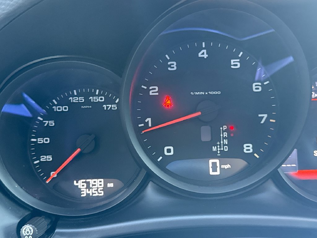 Used 2020 Porsche Macan AWD/4WD image 10