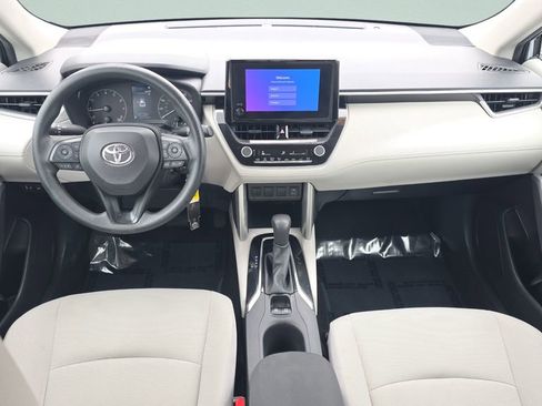 Used 2023 Toyota Corolla Cross L FWD image 14