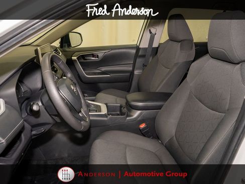 Used 2024 Toyota RAV4 XLE w/ Weather Package AWD/4WD image 10