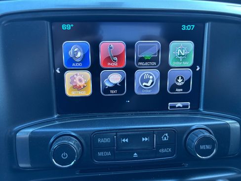 Used 2017 Chevrolet Silverado 1500 LT w/ Midnight Edition image 31