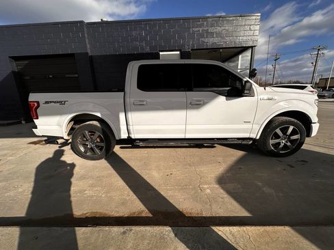 Used 2016 Ford F150 XLT w/ Equipment Group 302A Luxury image 9