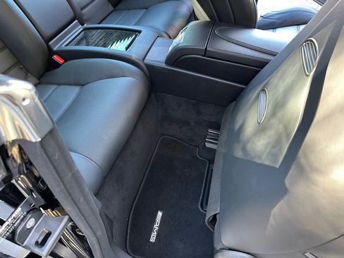 Used 2008 Mercedes-Benz CL 63 AMG image 33