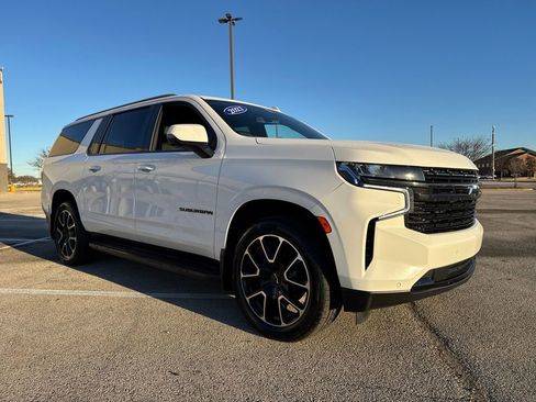 Used 2021 Chevrolet Suburban RST w/ Luxury Package image 9