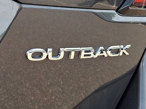 Used 2024 Subaru Outback Premium AWD/4WD image 32