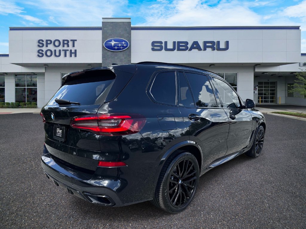 Used 2022 BMW X5 sDrive40i w/ M Sport Package RWD image 3