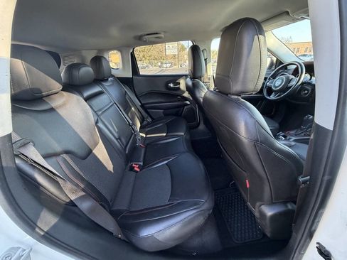 Used 2020 Jeep Compass Trailhawk AWD/4WD image 10