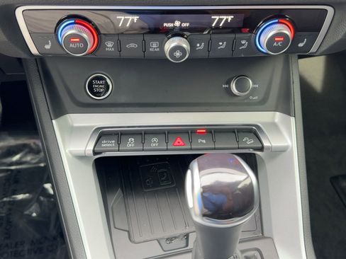 Used 2023 Audi Q3 2.0T Premium Plus w/ Premium Plus Package image 19