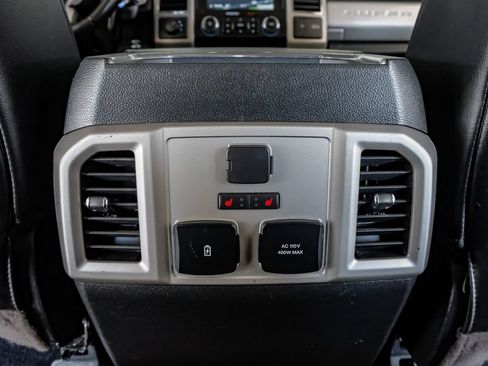 Used 2019 Ford F350 Lariat w/ Lariat Ultimate Package AWD/4WD image 36