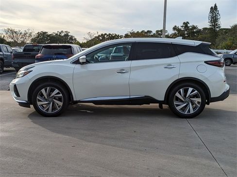 Used 2021 Nissan Murano SL w/ SL Moonroof Package image 9